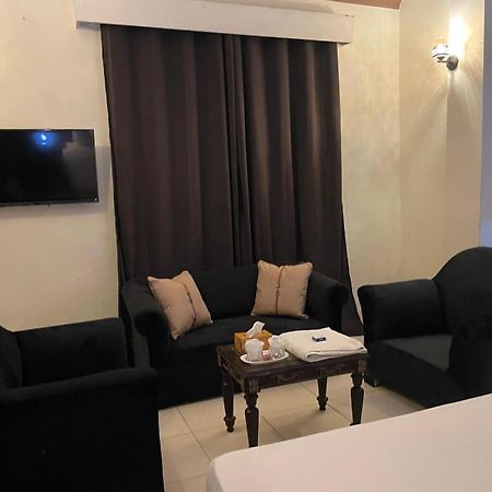 Country Club Motel Lahor Dış mekan fotoğraf