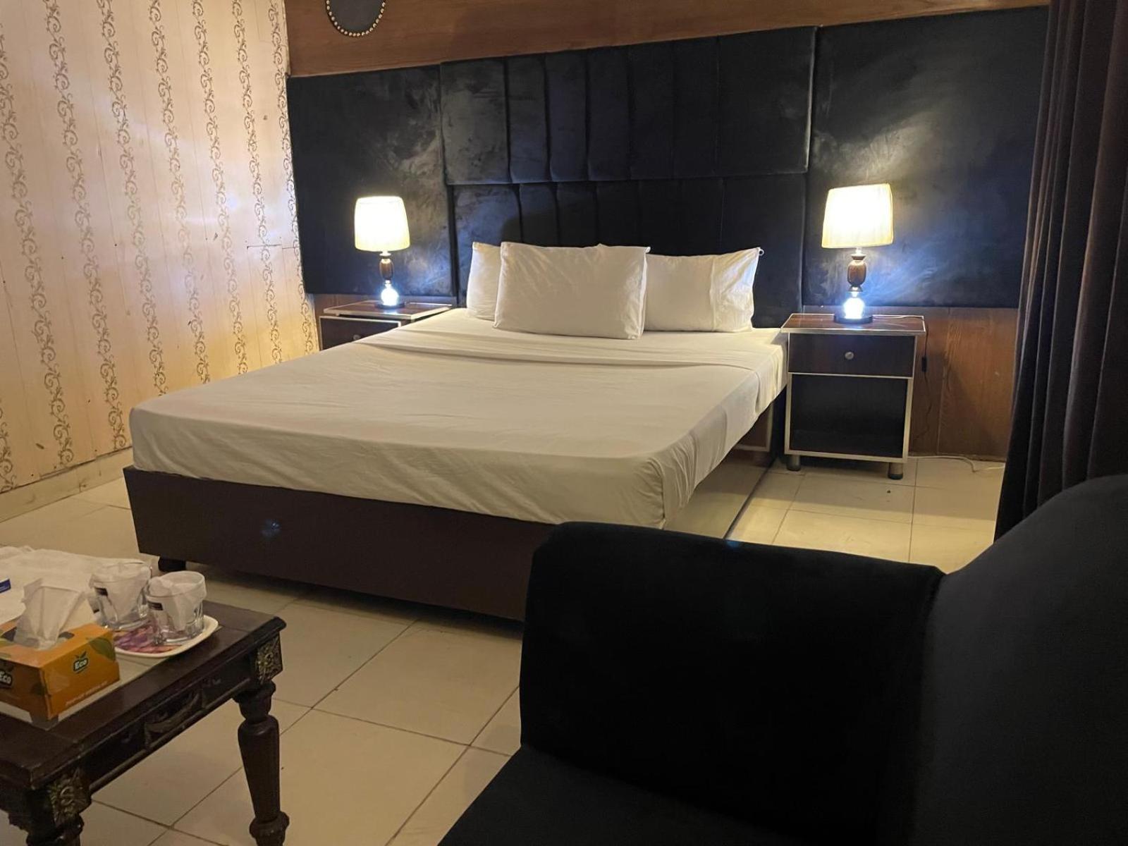 Country Club Motel Lahor Dış mekan fotoğraf